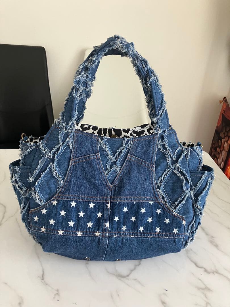 695大きめフリンジデニムリメイクバック　ハンドメイド