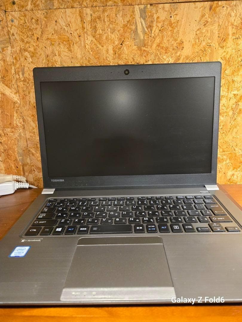 東芝　dynabook r63/j office 2019搭載