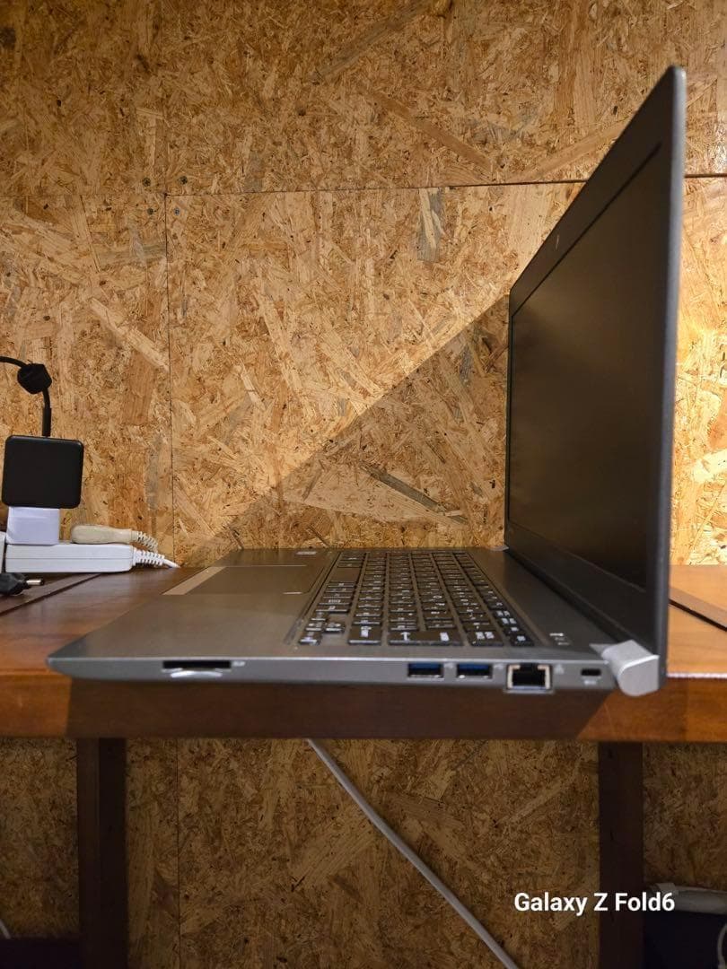 東芝　dynabook r63/j office 2019搭載