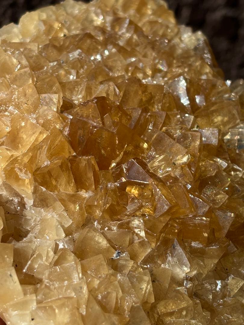 ハニーカルサイト　クラスター　791g 高周波石　癒し　元気カラー　天然石