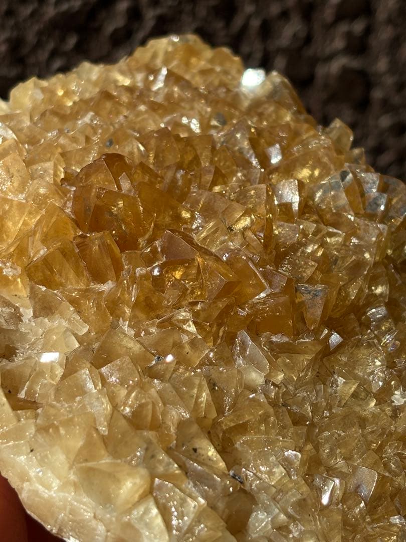 ハニーカルサイト　クラスター　791g 高周波石　癒し　元気カラー　天然石