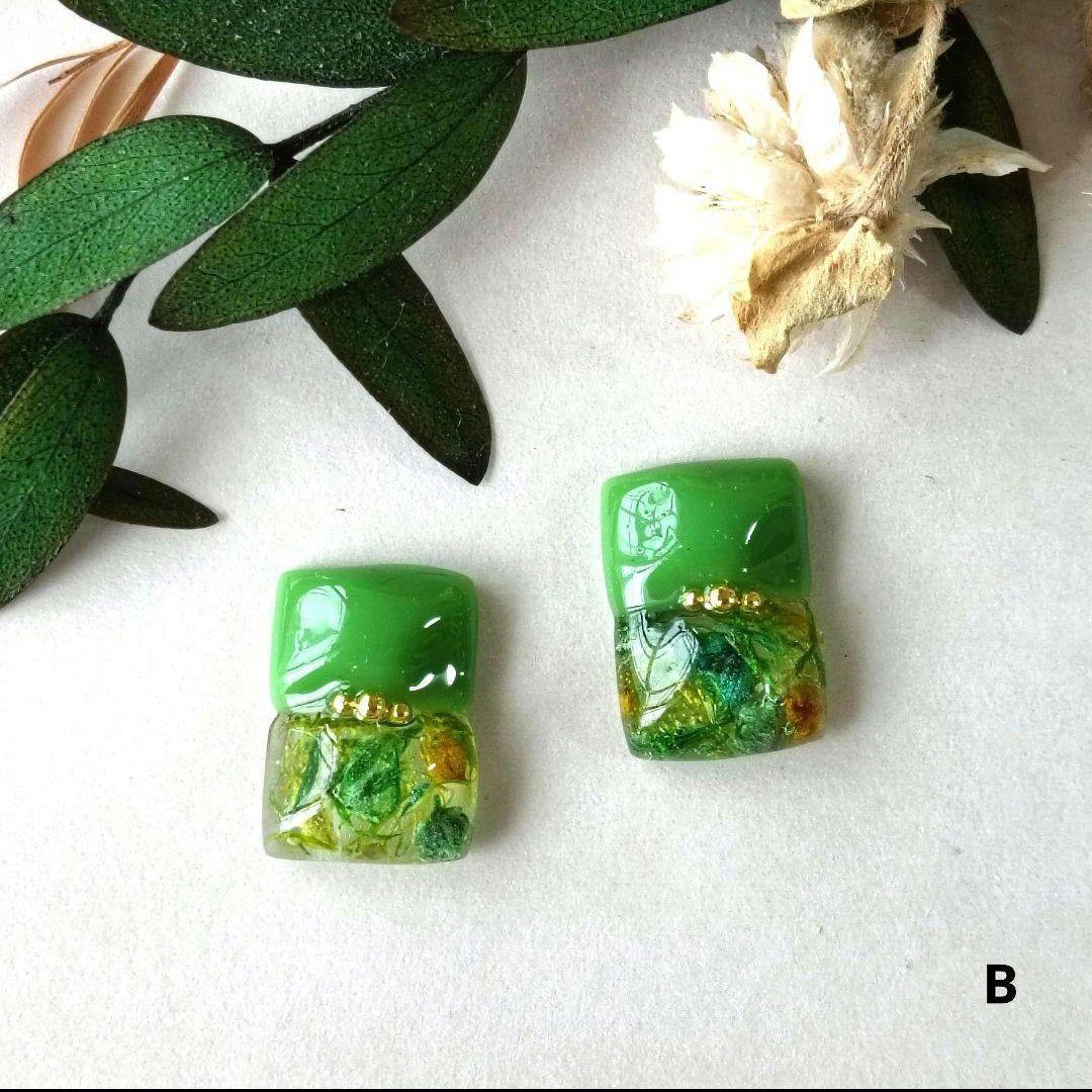 はたはた様お取置品 ネジバネ式イヤリング