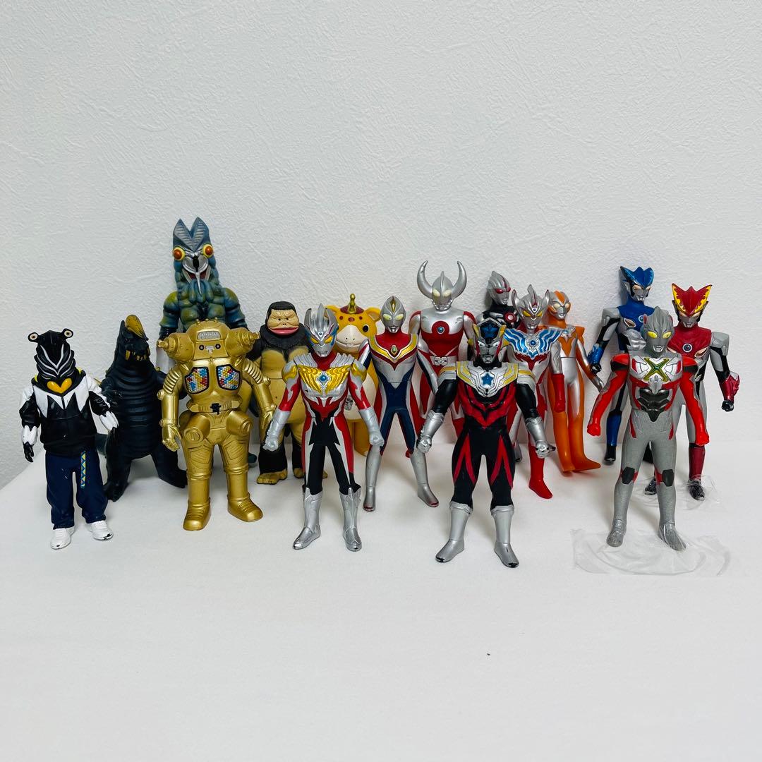 絶版あり ウルトラマン&怪獣 ソフビフィギュア １7体セット