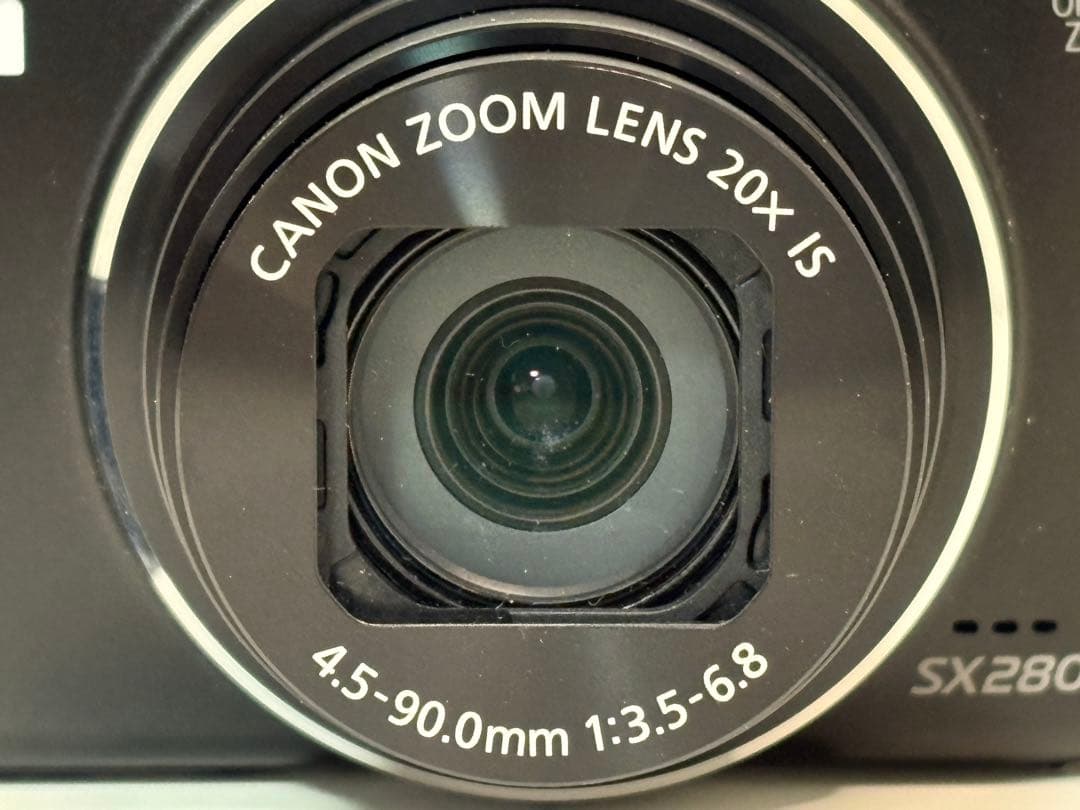 キヤノンCanon PowerShot SX280 HS 本体と付属品