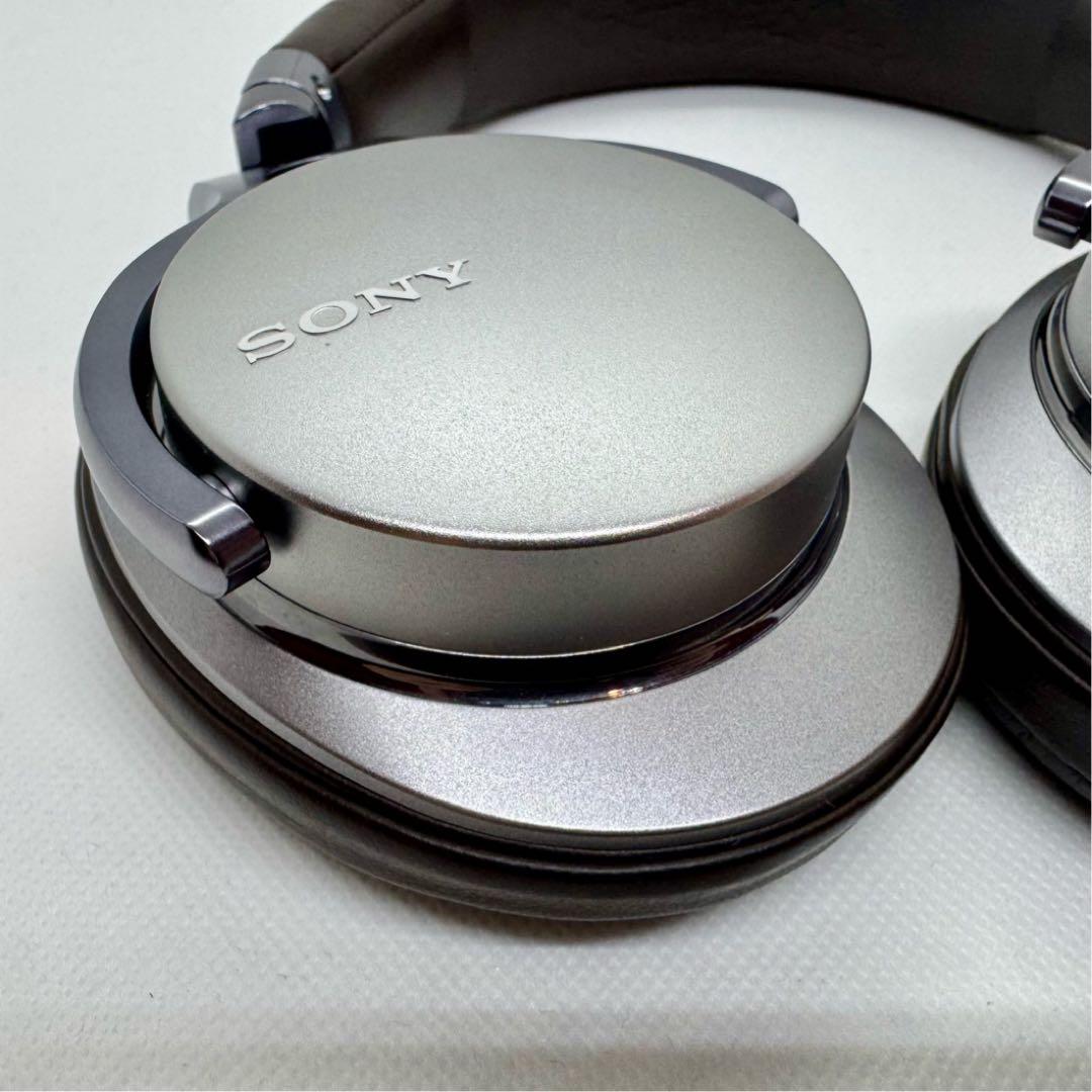 SONY MDR-1A シルバー　ハイレゾ対応ヘッドホン