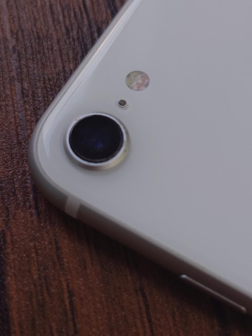 Apple iPhone SE (第2世代)64GB