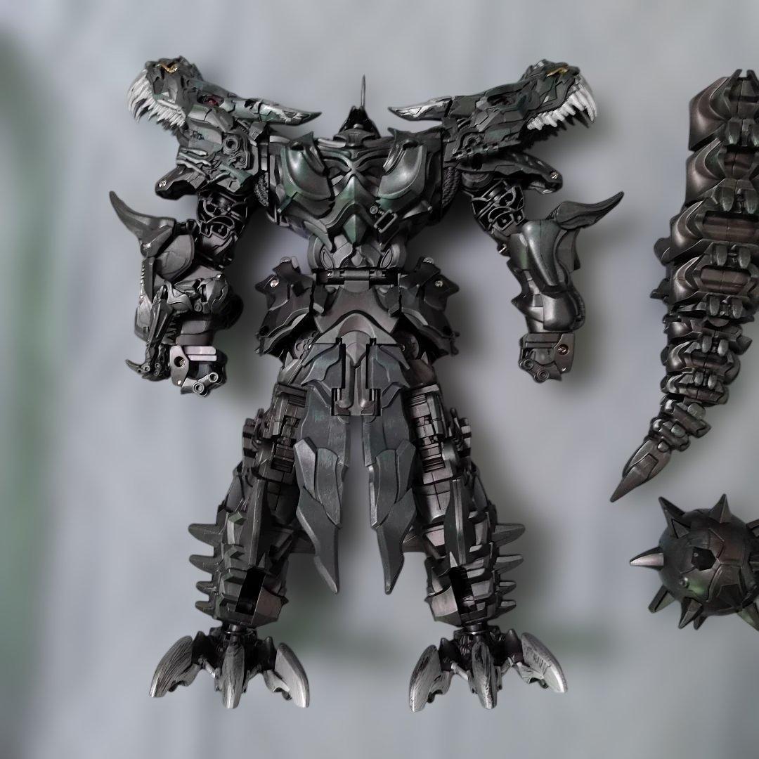 トランスフォーマーグリムロック似の非正規品