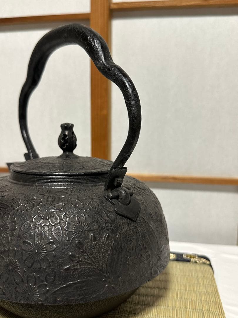 本番盛岡 薫山 南部鉄器 鉄瓶 尾垂型 桜 1.8リットル 新品未使用品