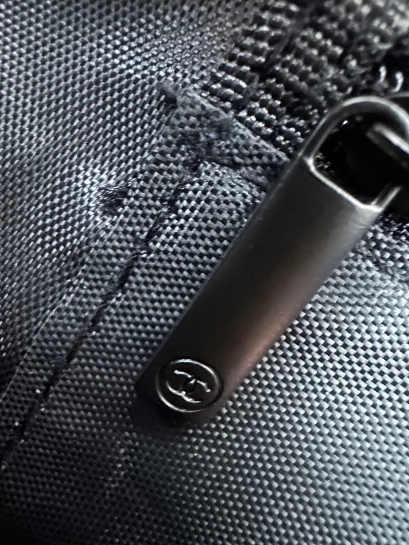 訳あり未使用☆CHANELシャネルノベルティ新品ボストンバッグ黒ジムストラップ付