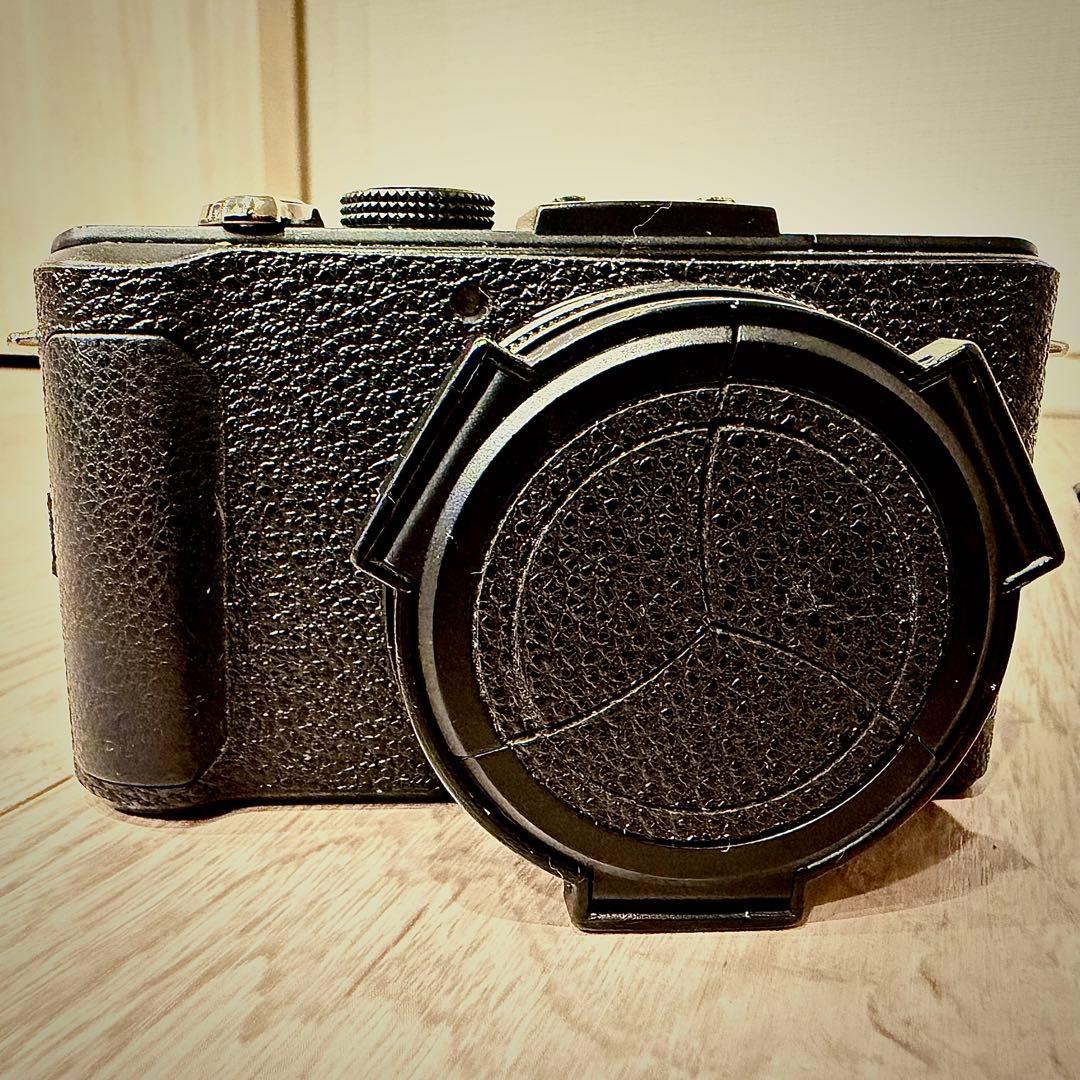 Lumix DMC-LX7 コンパクトデジタルカメラ