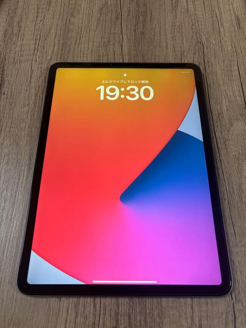 iPad Pro第2世代11インチ128GBWi-Fi バッテリー最大容量95%