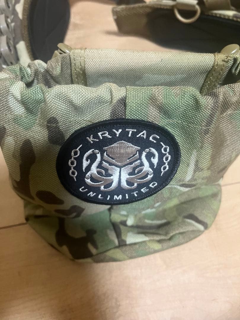 KRYTAC 迷彩ベルト装備 マガジンポーチ付き