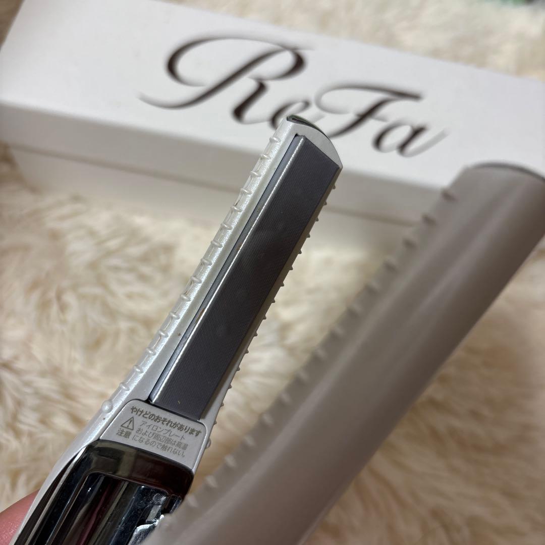 ReFa フィンガーアイロン　ホワイト 箱付き