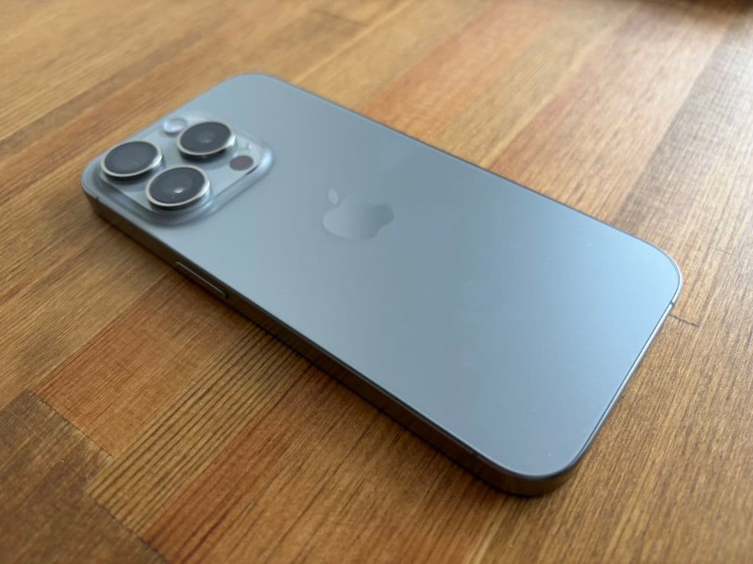 スマートフォン本体 Apple iPhone 15 Pro 256gb
