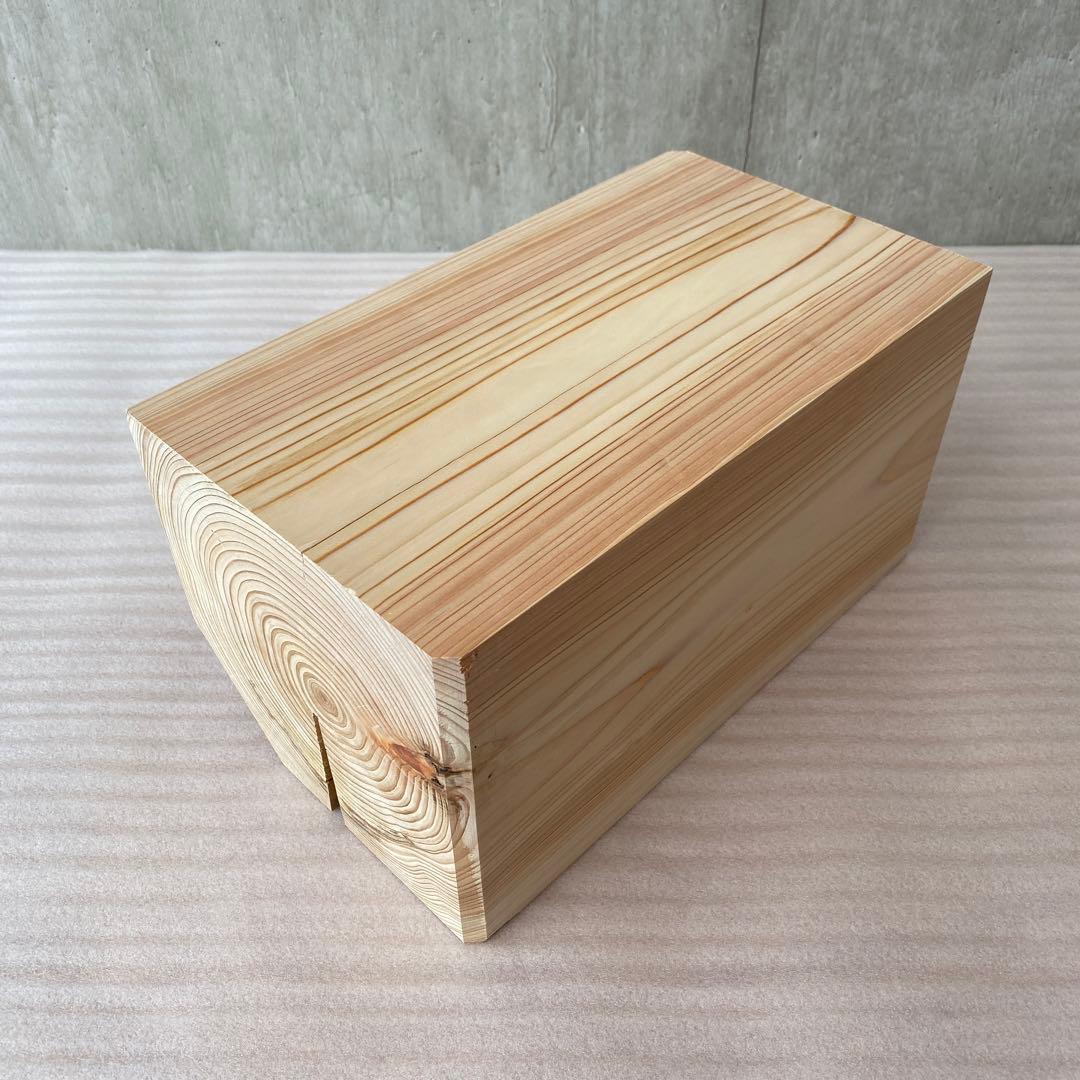 ひのきの直方体 オブジェ アクセサリー置き ディスプレイ 椅子 スツール高級感