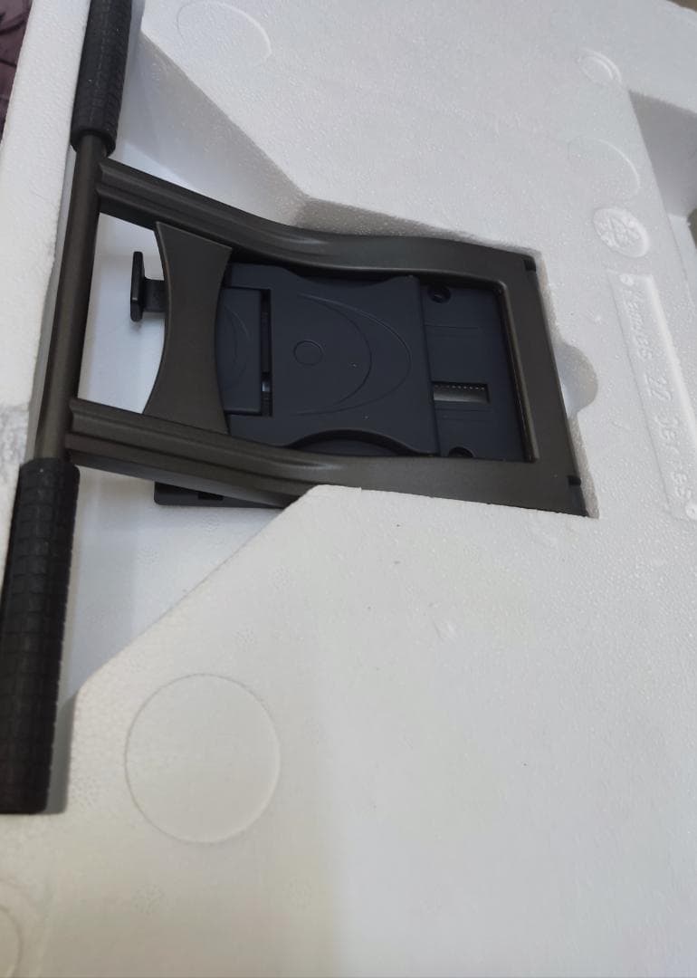 HUION KAMVAS 22 Plus　使用2回のみ・美品