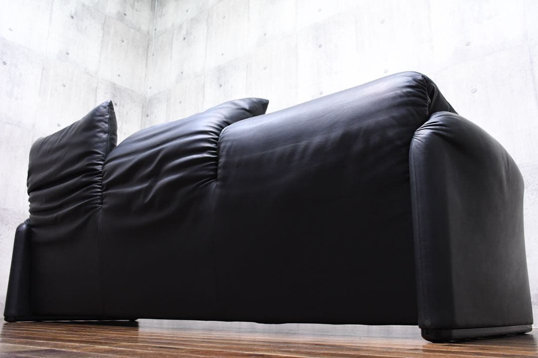 EHK47 カッシーナ Cassina マラルンガ 3人掛けソファ レザー/総革
