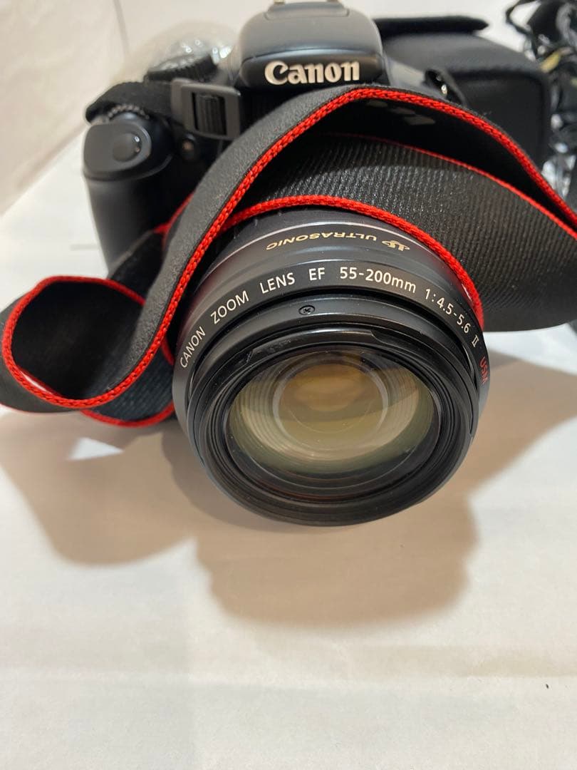 キャノン イオスキッスCanon EOS kiss X3 デジタル一眼レフカメラ