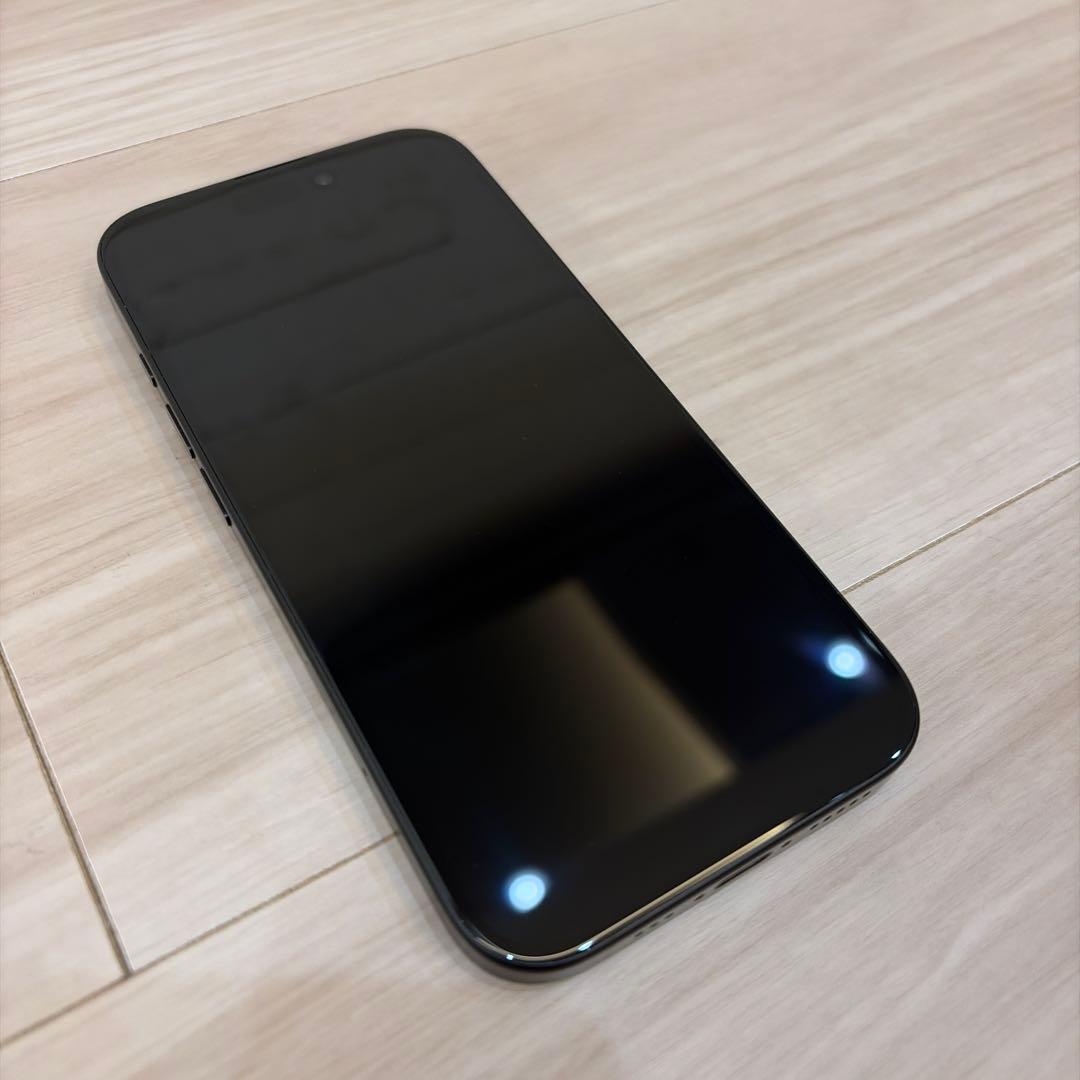 【極美品】iPhone16 128GB ブラック（黒）SIMフリー
