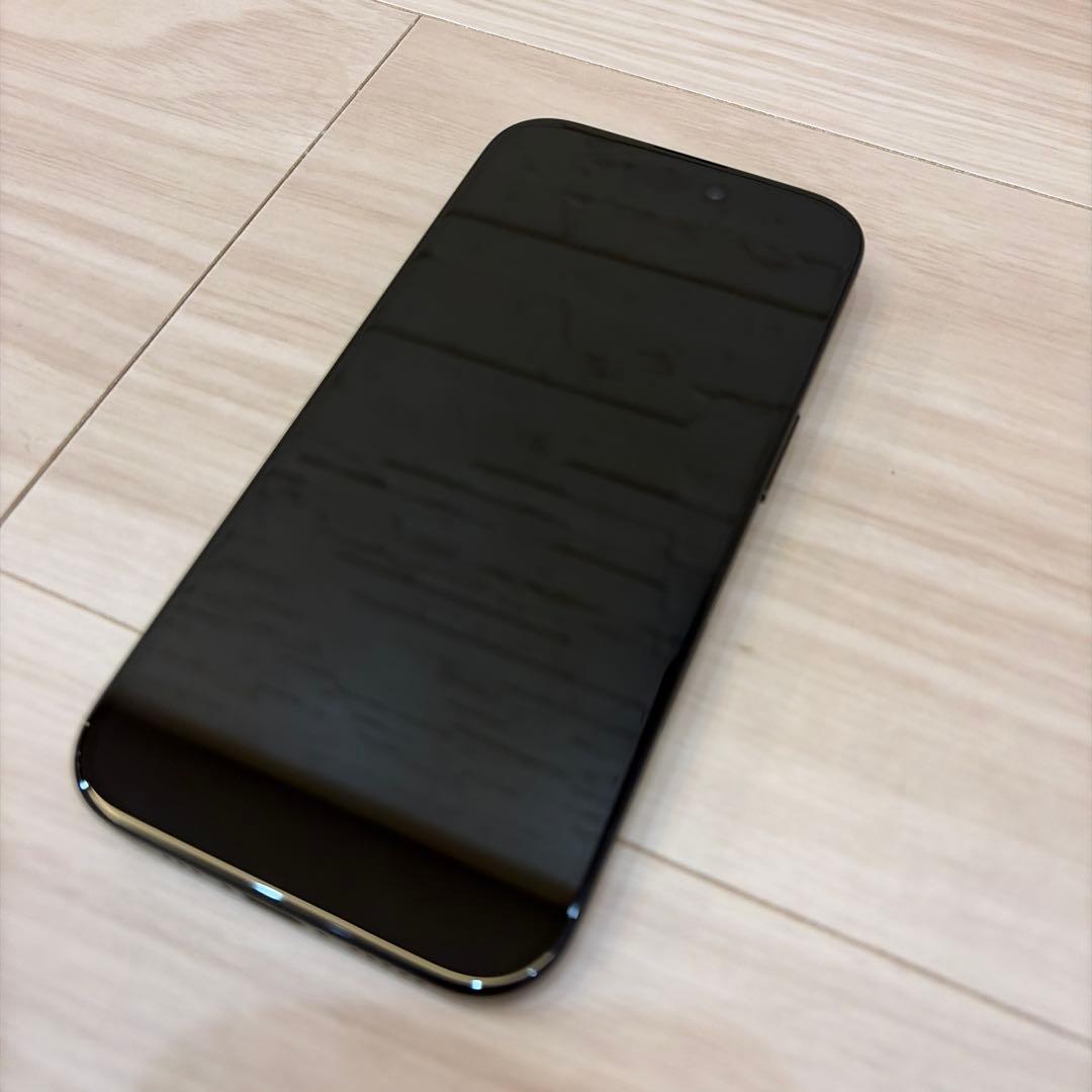 【極美品】iPhone16 128GB ブラック（黒）SIMフリー