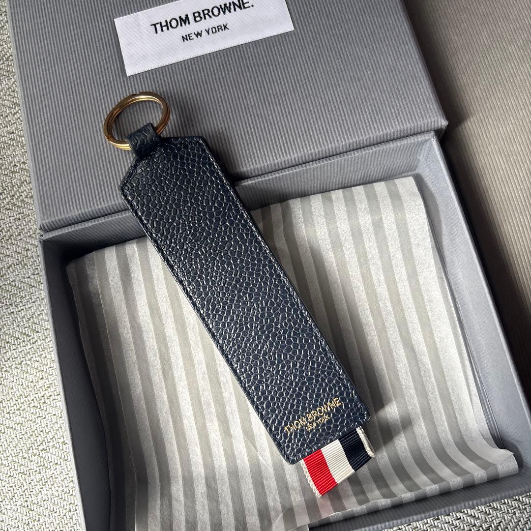 トムブラウン　キーリング