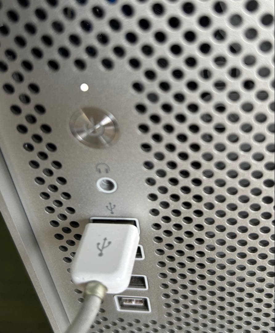 ジャンク商品Apple Mac pro 2008