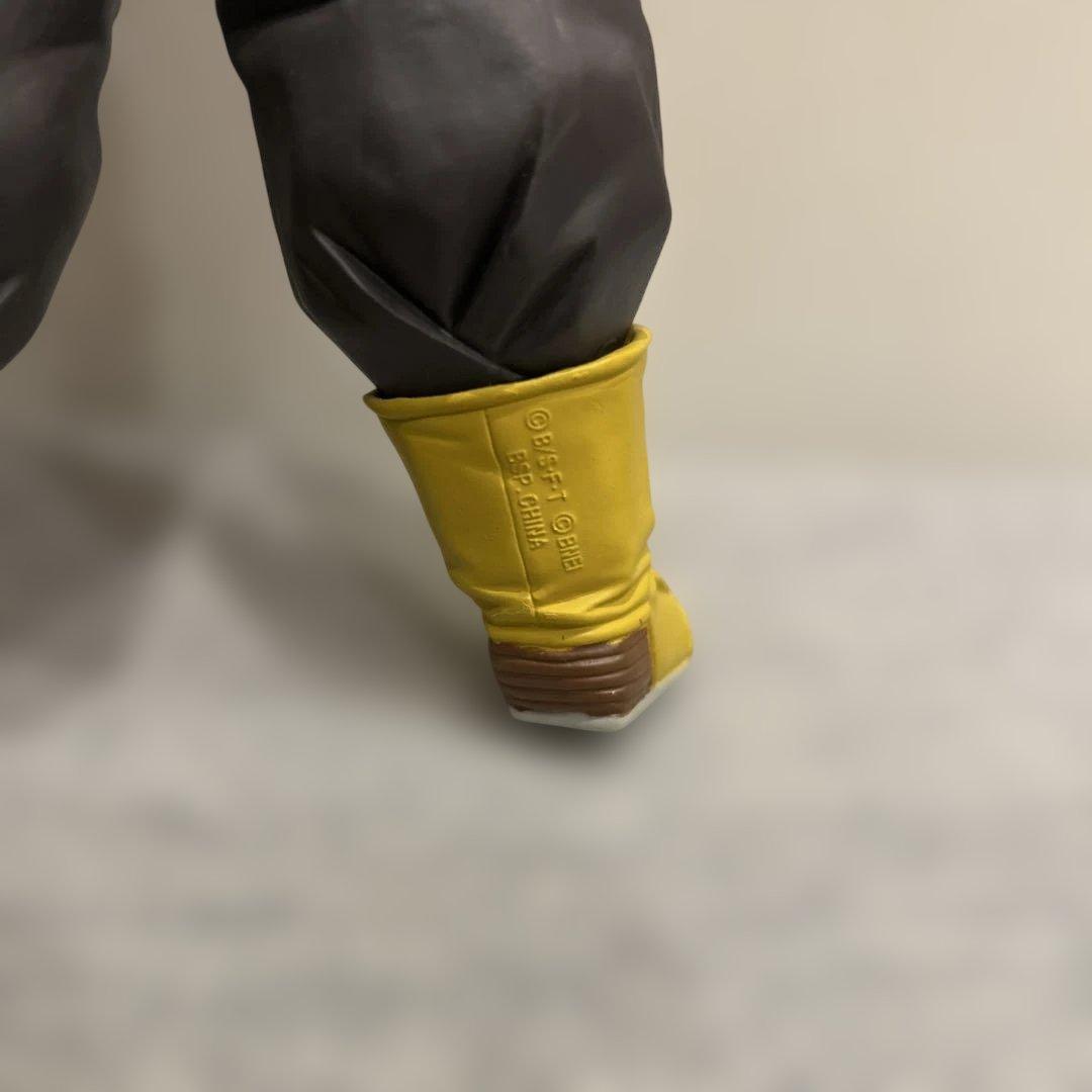 【美品】 ドラゴンボール トランクス レジェンズ フィギュア