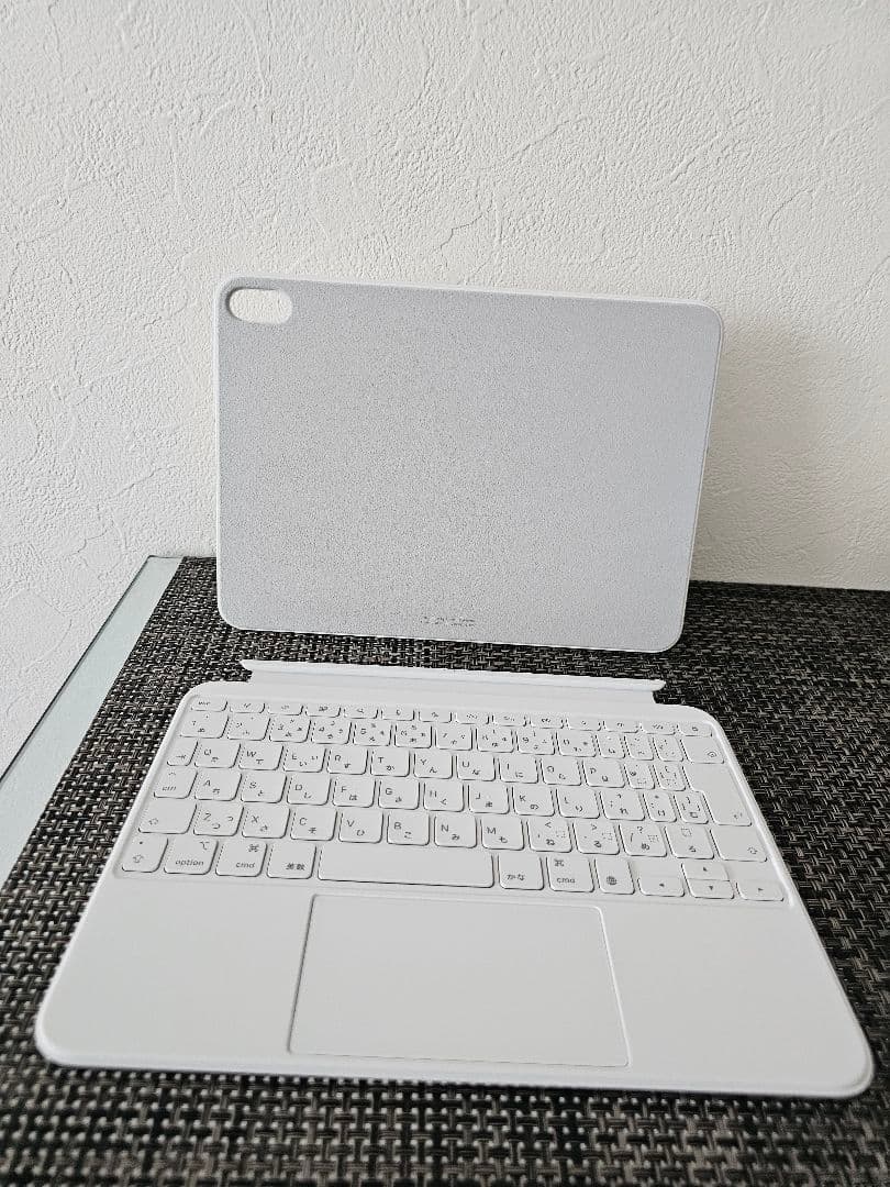 apple ipad a16 第11世代 本体とキーボードとペンセット