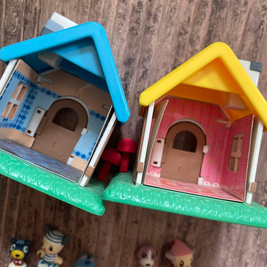 任天堂　どうぶつの森　森をつくろう　博物館　交番　家　セット　フィギュア　レア