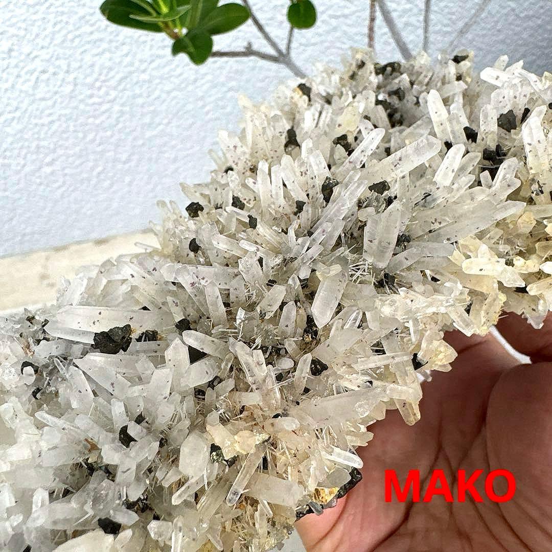 M1782☆パイライト共生水晶クラスター1.1Kg☆尾太鉱山産☆N50803