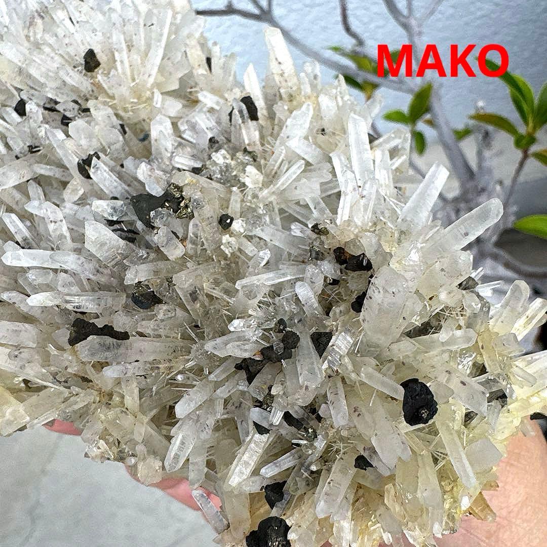 M1782☆パイライト共生水晶クラスター1.1Kg☆尾太鉱山産☆N50803