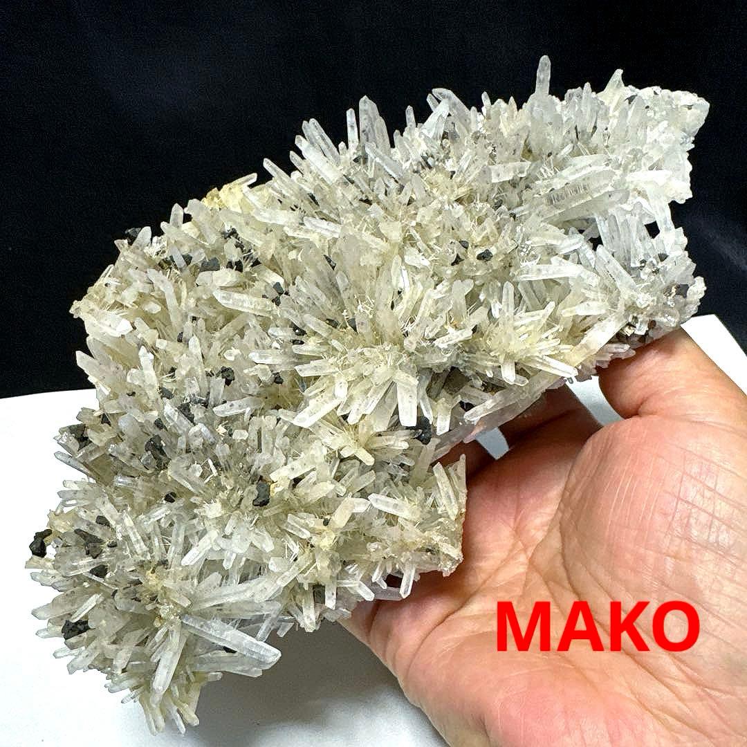 M1782☆パイライト共生水晶クラスター1.1Kg☆尾太鉱山産☆N50803