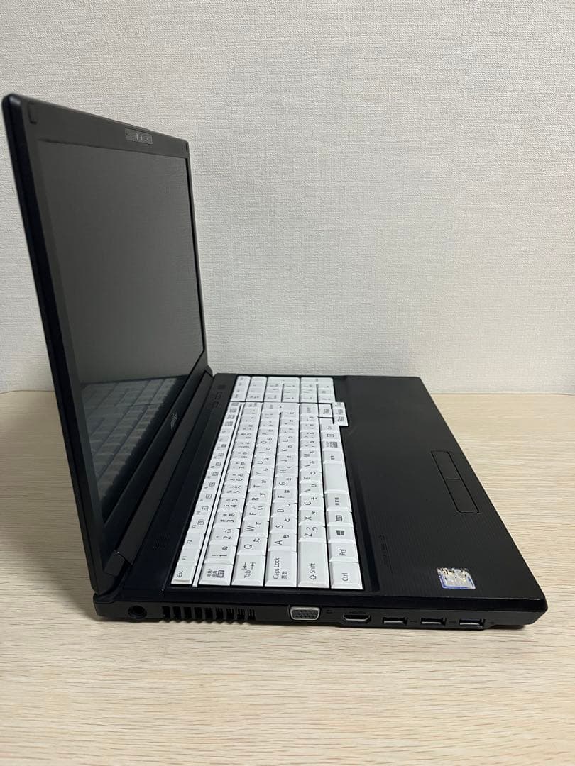 よう 富士通 ノートPC LIFEBOOK A579/CX