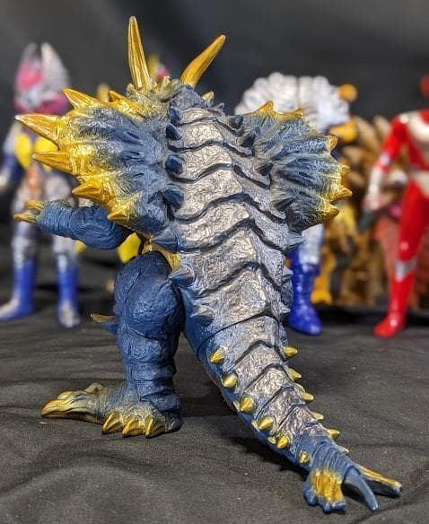 ウルトラマンゼアス＆登場怪獣・宇宙人（バンダイ）ソフビ８体セット