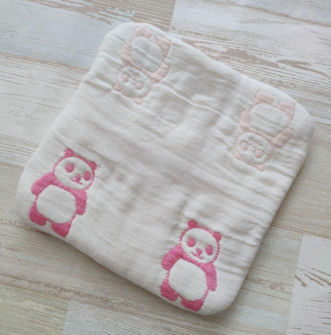 1点のみ出品　ガーゼハンカチ　レトロデザイン♪