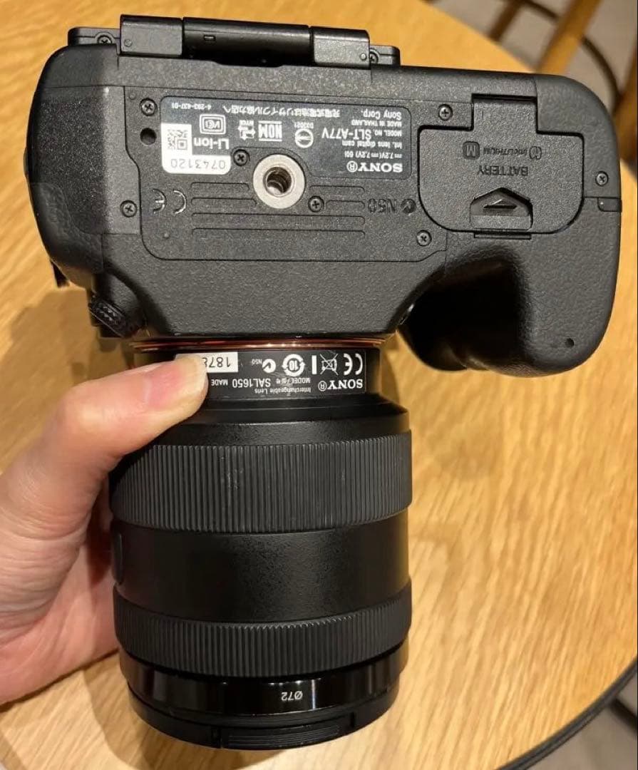 SONY α77 デジタル一眼レフカメラ 2種類レンズ付き