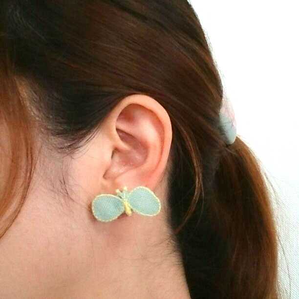 ひらひら  chocho ピアス ♪ パープル  ☆ ミナペルホネン