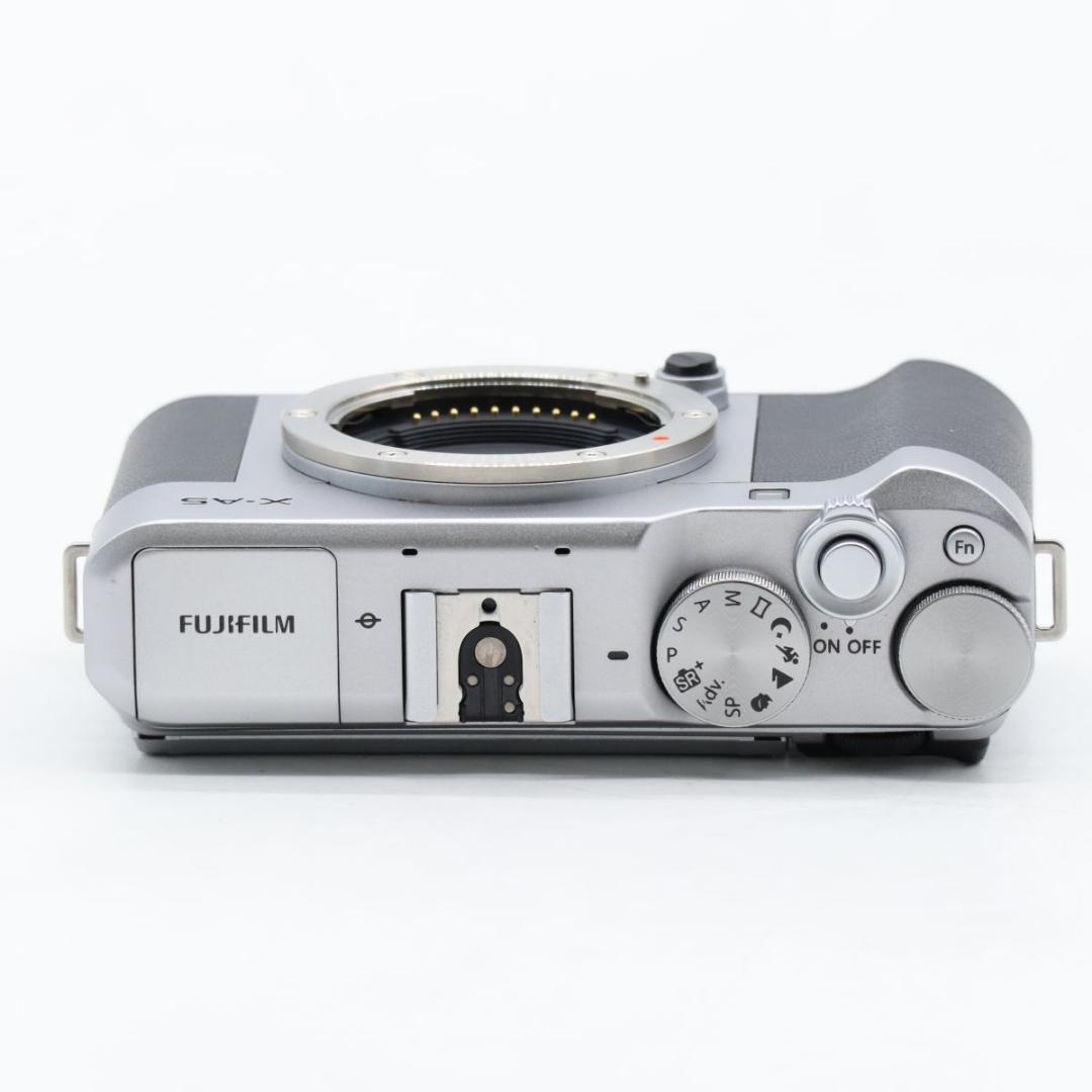 FUJIFILM X-A5 シルバー 美品 純正レザーケース・取説付 動作良好