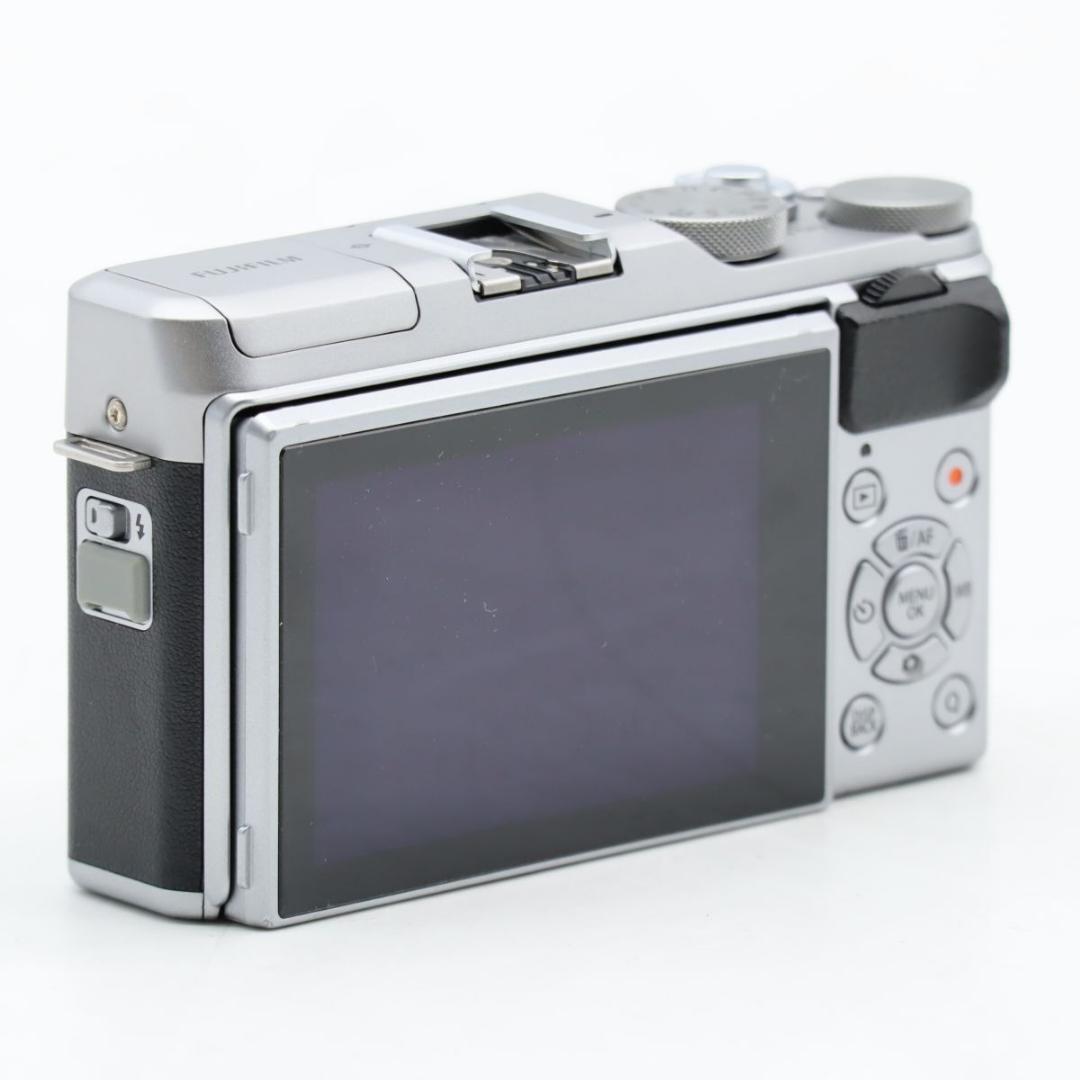 FUJIFILM X-A5 シルバー 美品 純正レザーケース・取説付 動作良好