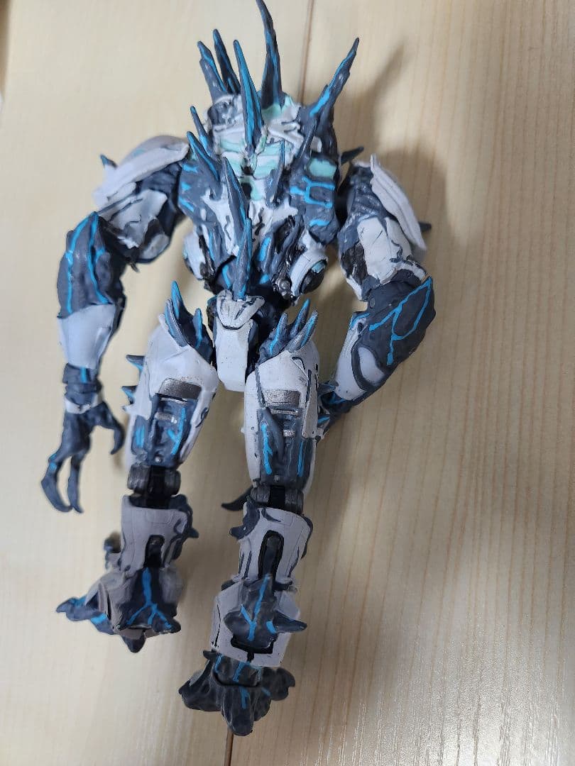パシフィックリム　カイジュウ　インエフェクトドローン　アクションフィギュア