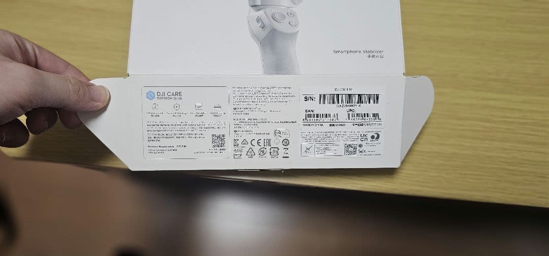 dji om4 SE(スマホスタビライザー)