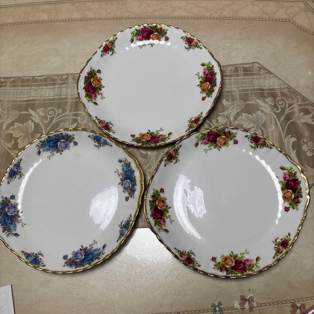 輸入雑貨店にて購入　オールドカントリーローズ　ロイヤルアルバート皿