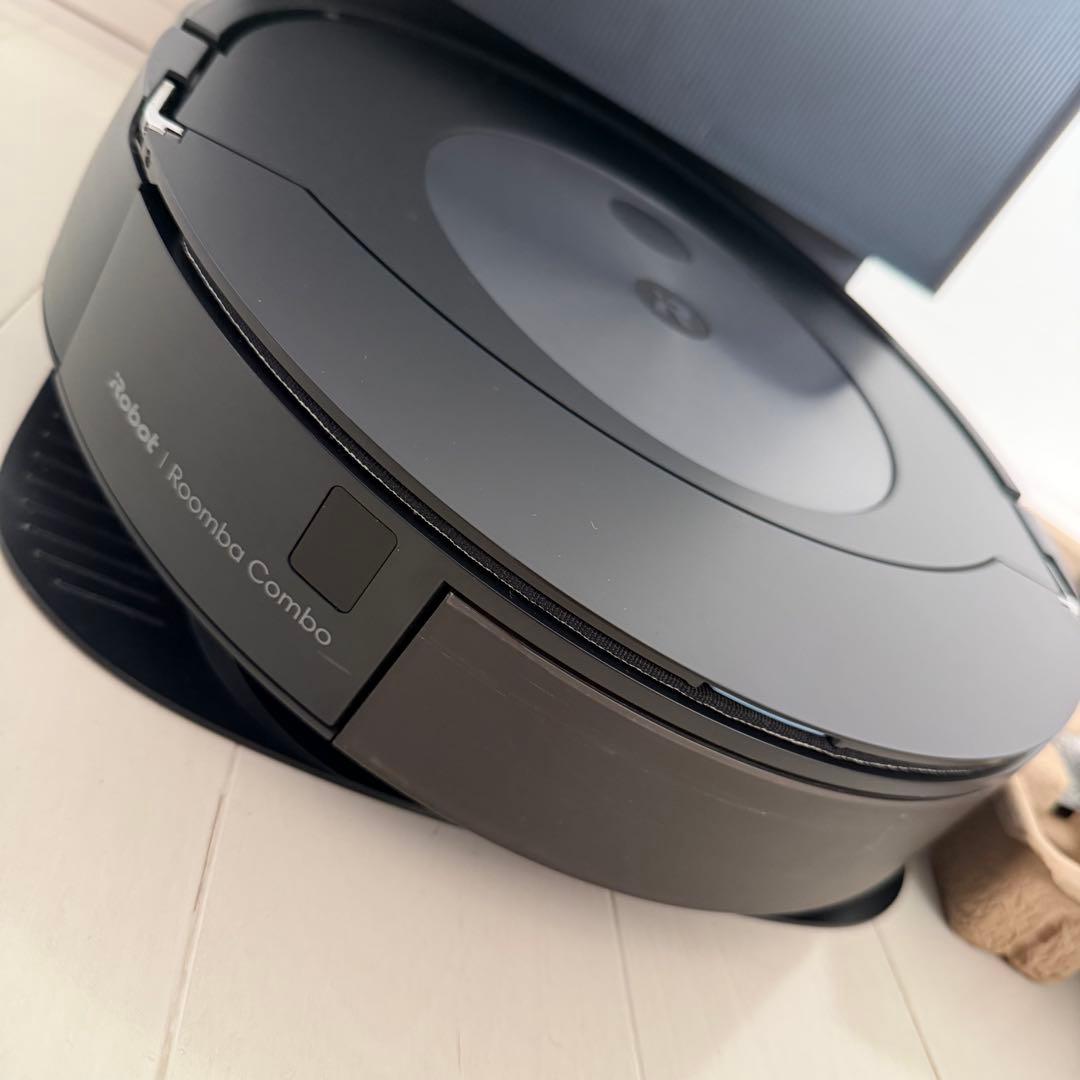 iRobot Roomba Combo j7+ ロボット掃除機本体