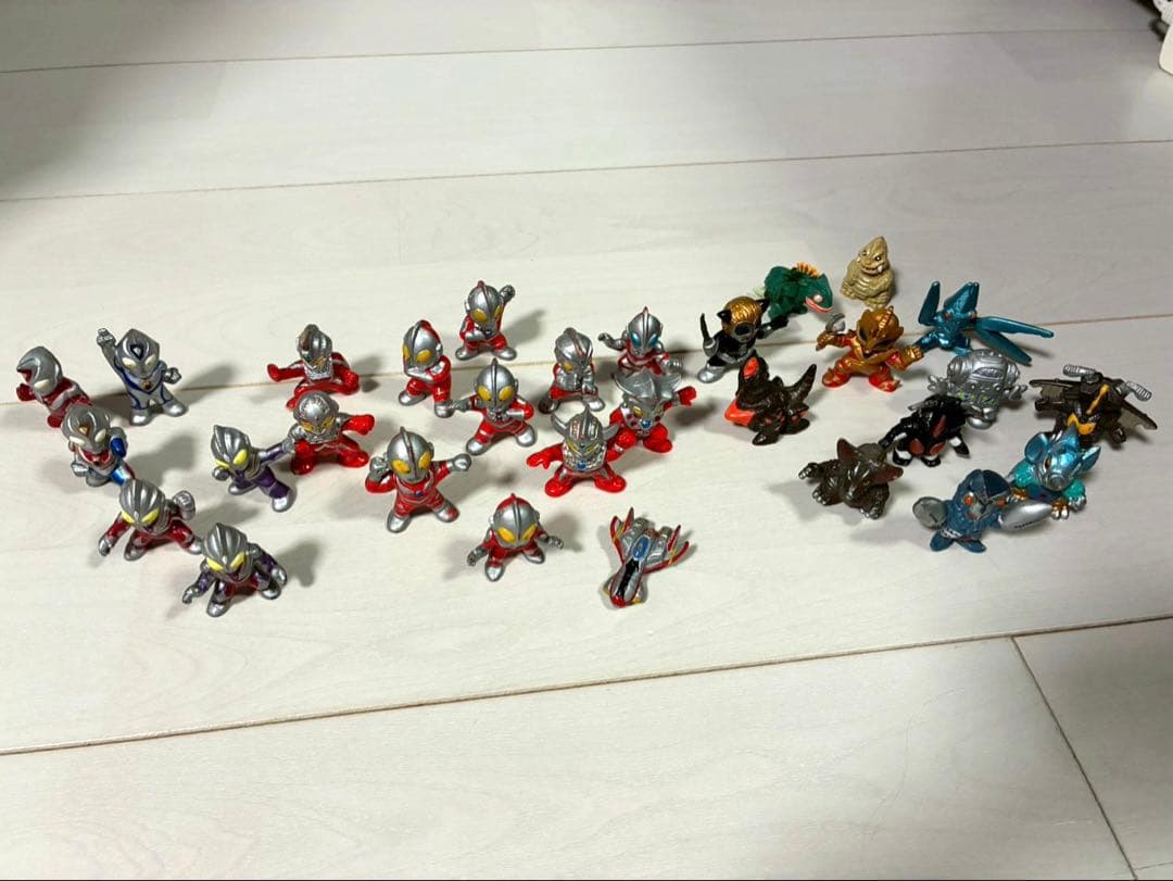 ポケットヒーローシリーズ ウルトラマン　怪獣　フィギュア　37体