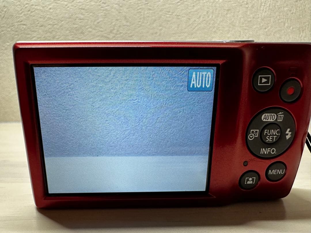 完動品【極美品】Canon IXY 200 レッド 赤 デジタルカメラ デジカメ