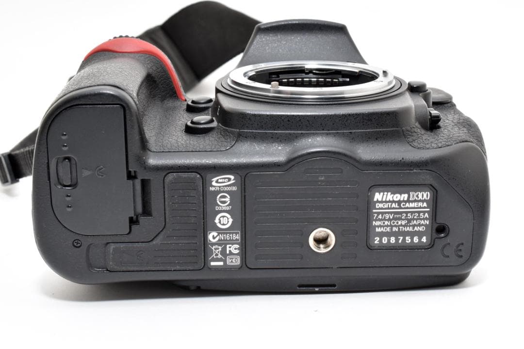 超美品 NIKON ニコン D300 デジタル ボディ H282