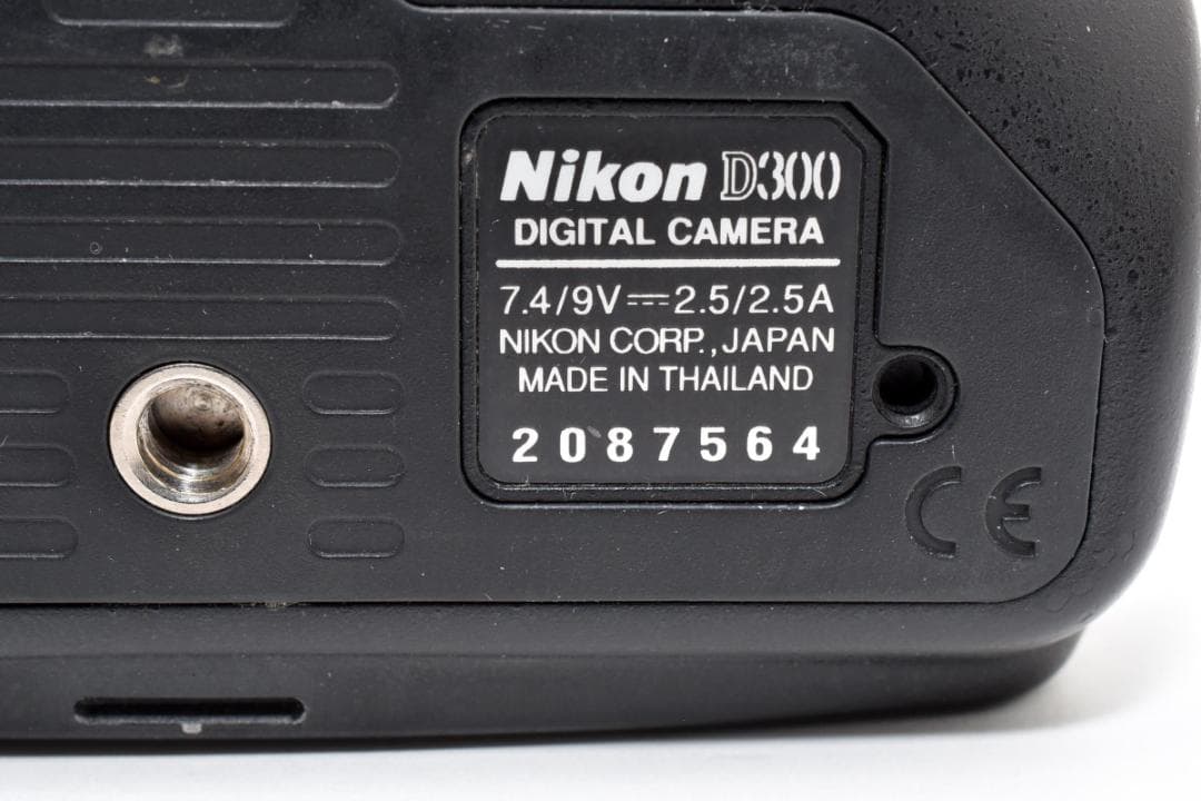 超美品 NIKON ニコン D300 デジタル ボディ H282