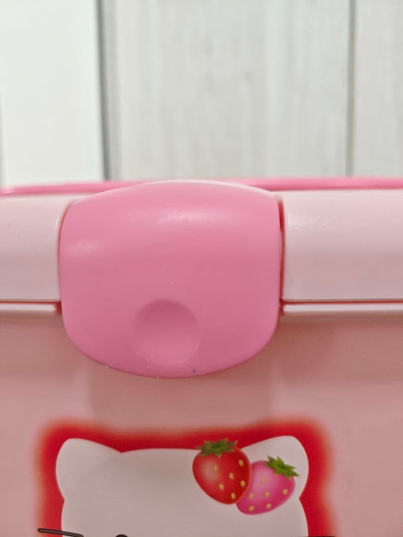 レア　ハローキティ　カゴ　バスケット　野いちごキティ　当時物