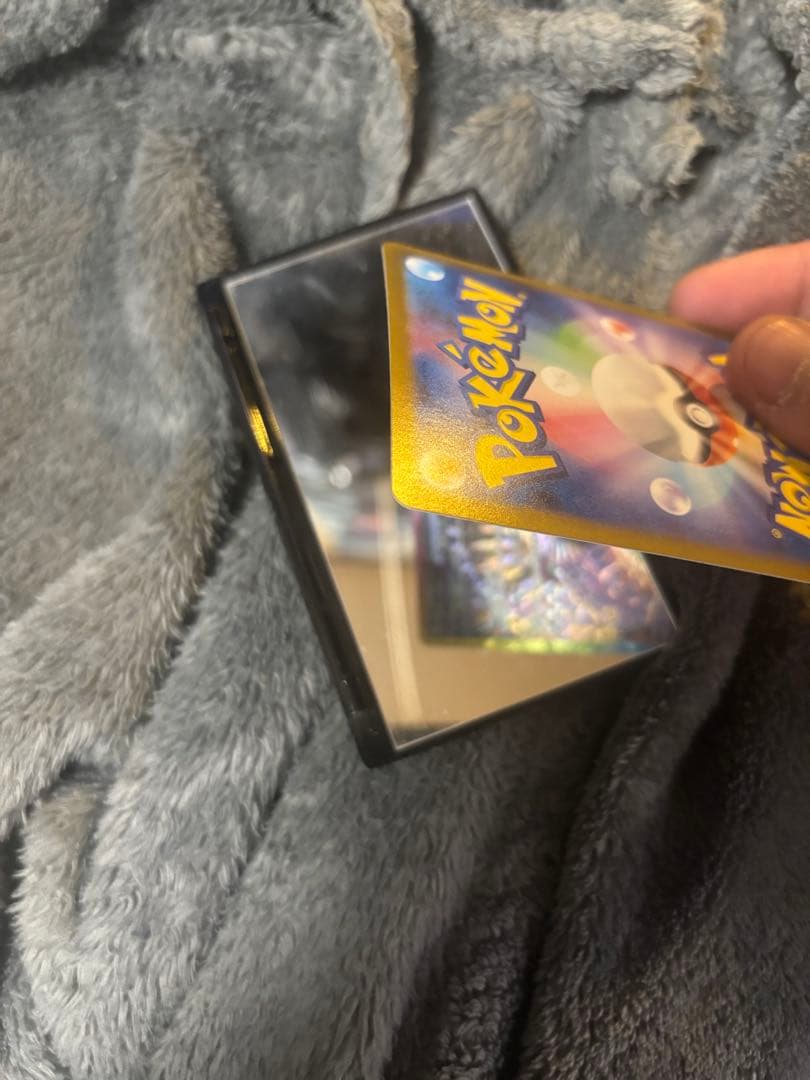 ブラッキーex SAR SV8a 217/187 右下にカケ