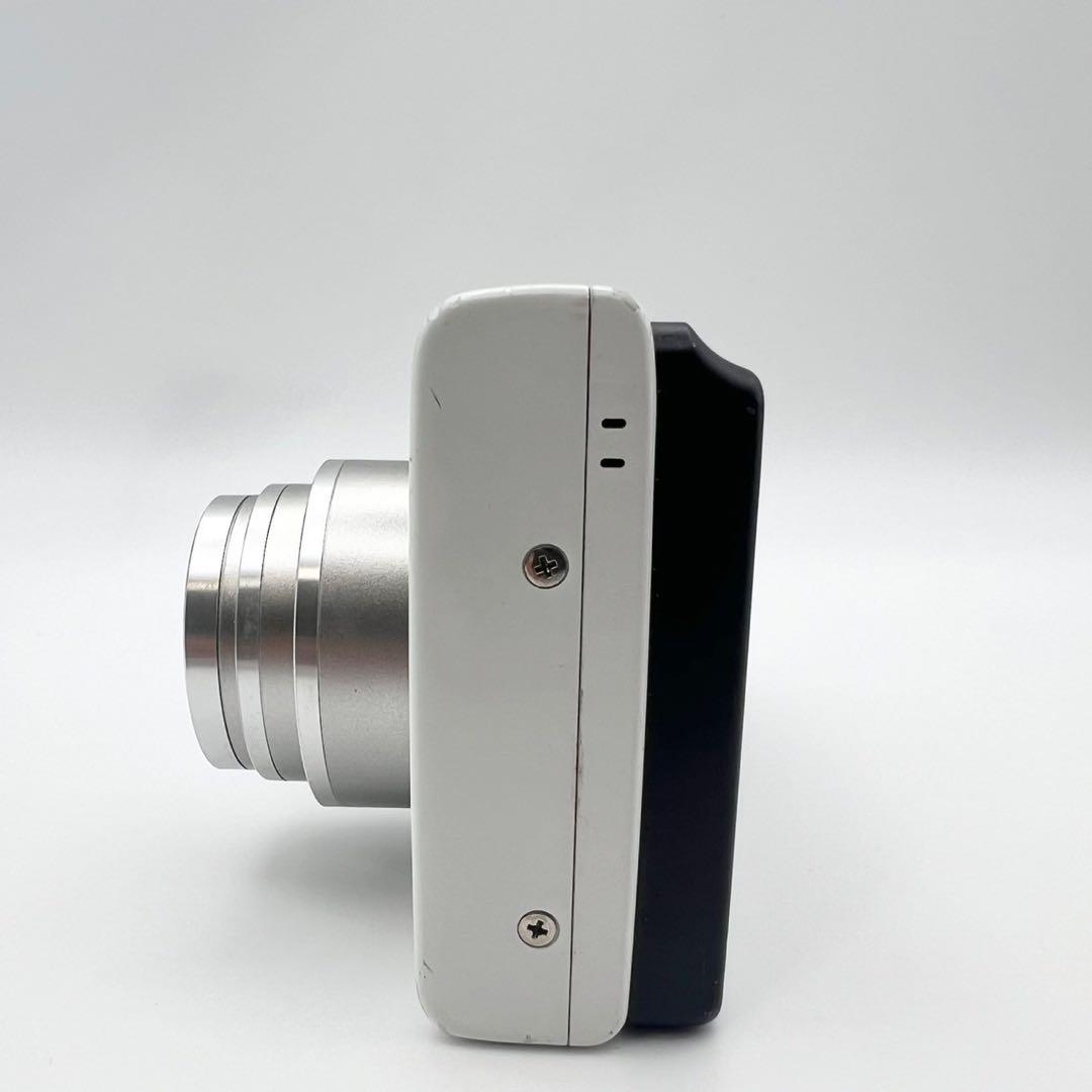 【完動品】Nikon COOLPIX S6200 ホワイト 動作確認 コンデジ